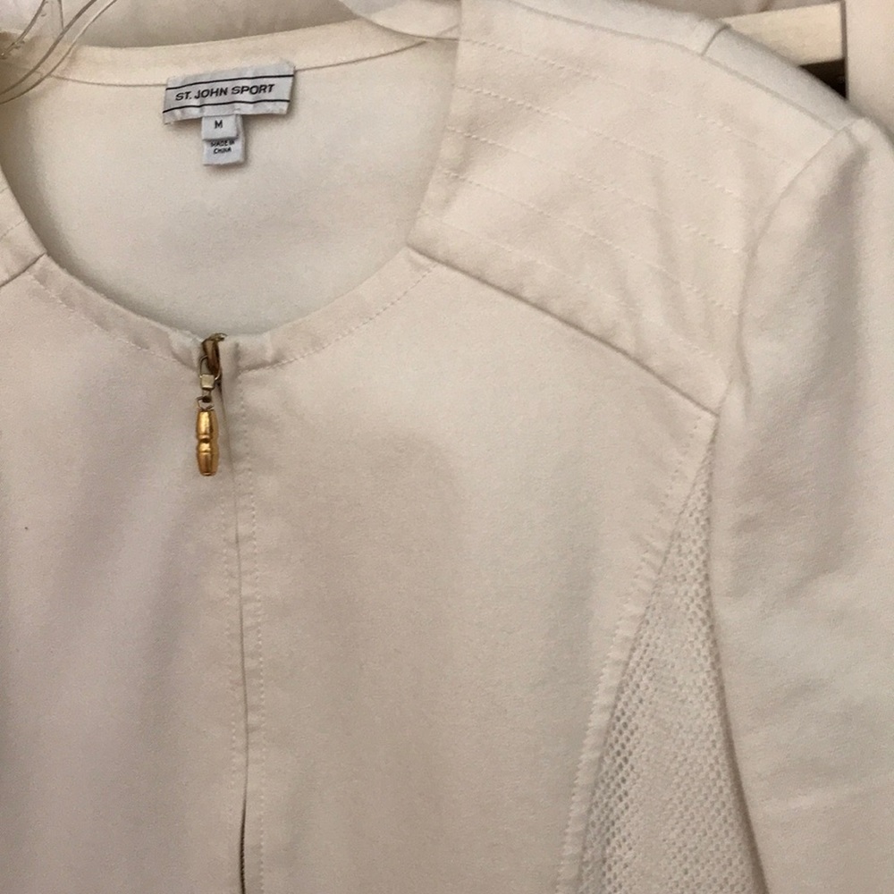 St. John sport jacket - Picture 4 of 8